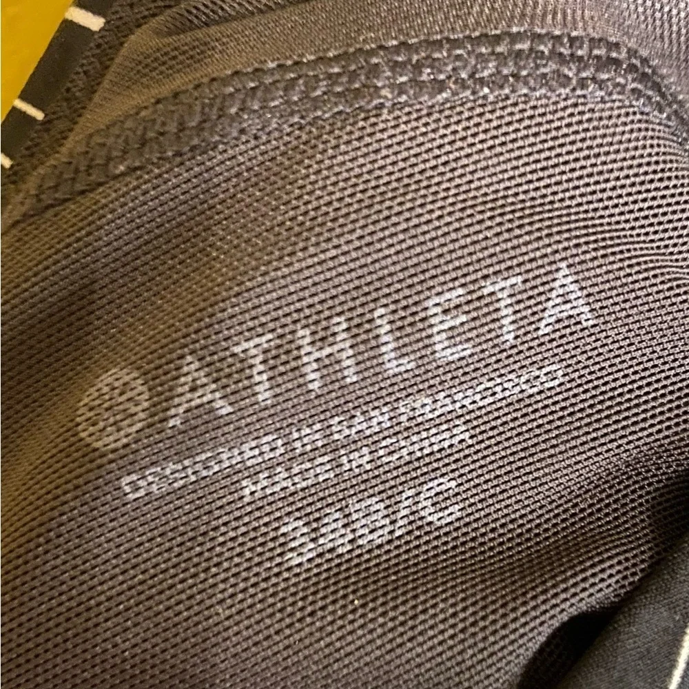 Athleta Black Striped Women's Sports Bra Size 34B/C. - Picture 4 of 4